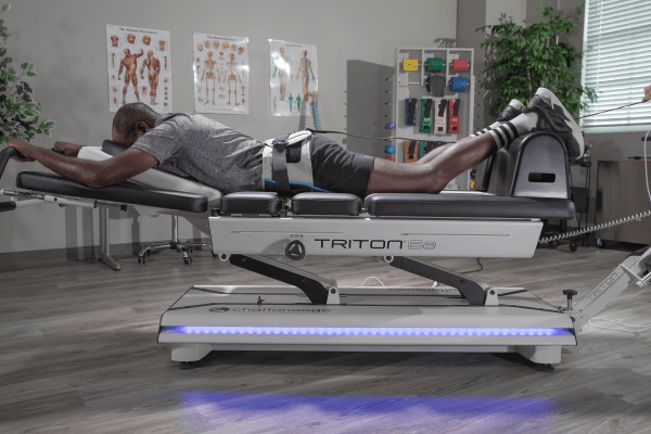 Triton 6E – Aparat electric de tracțiune și decompresie vertebrală - imagine 3